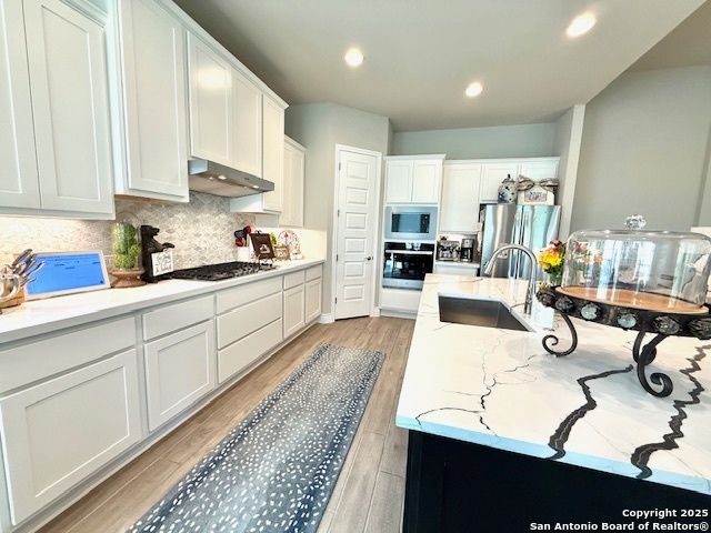 Interior, Kitchen, Recessed Lighting, Wood Texture Flooring