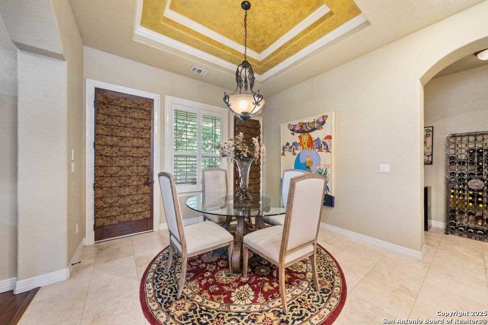 Dining room, Interior, Pendant Lights