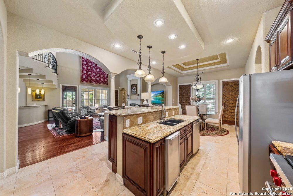 Dining room, Interior, Kitchen, Living room, Pendant Lights, Recessed Lighting, Wood Texture Flooring