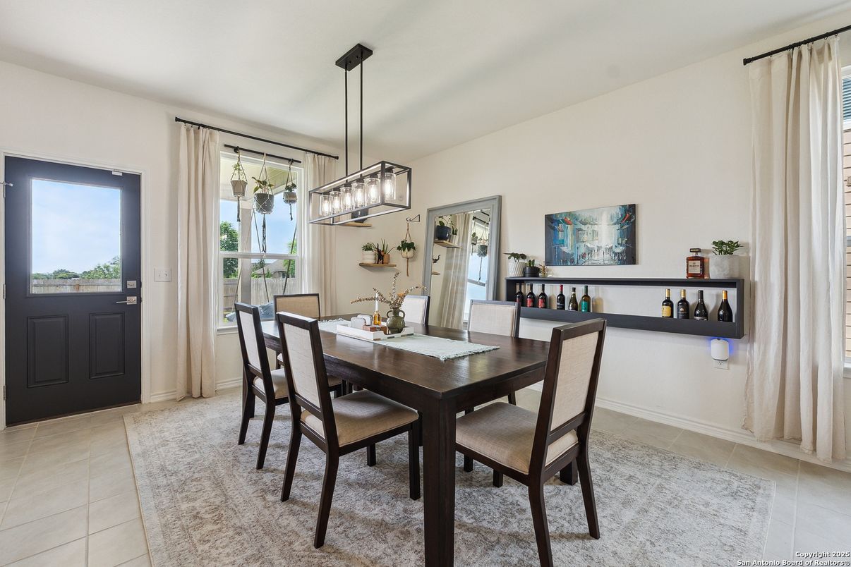 Dining room, Interior, Pendant Lights