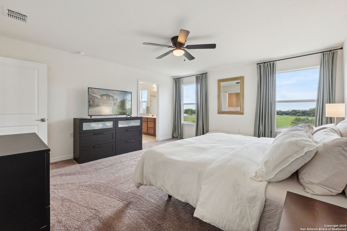 Bedroom, Interior, Water