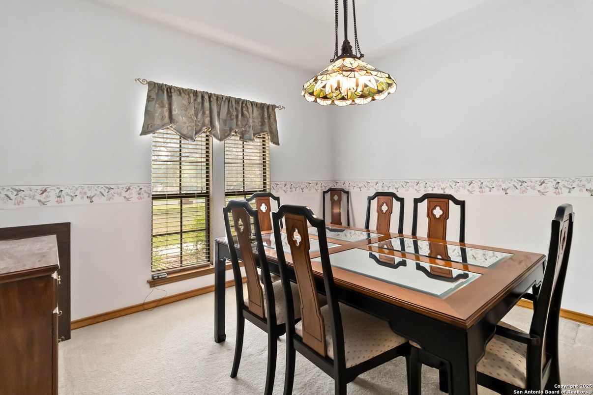 Dining room, Interior, Pendant Lights