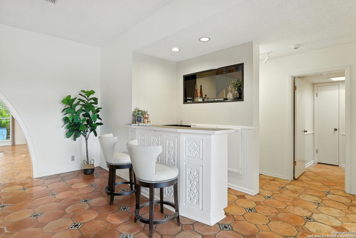 Interior, Recessed Lighting