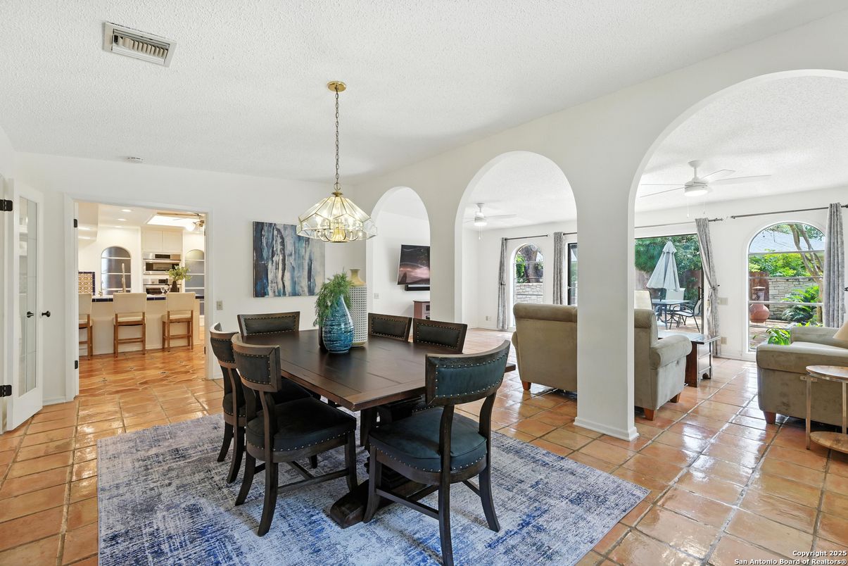 Dining room, Interior, Kitchen, Living room, Pendant Lights, Recessed Lighting