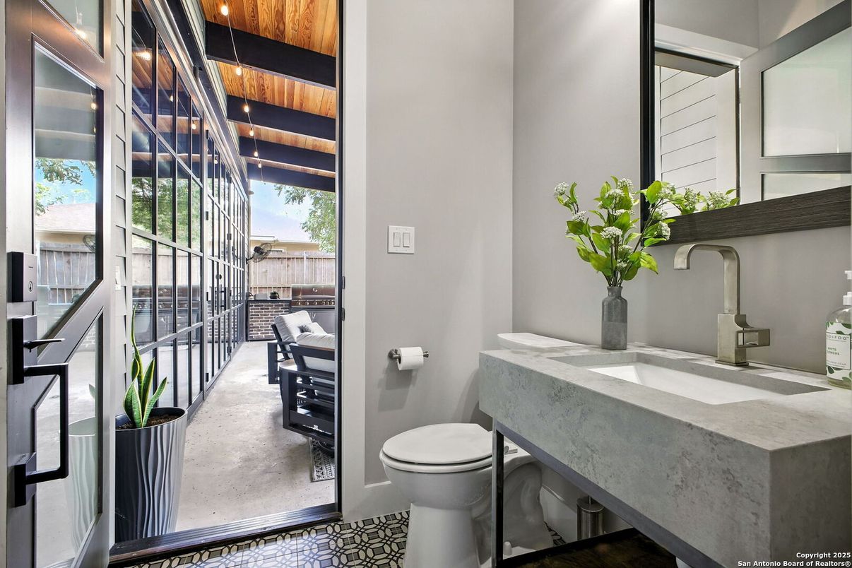 Bathroom, Interior, Wooden Beams