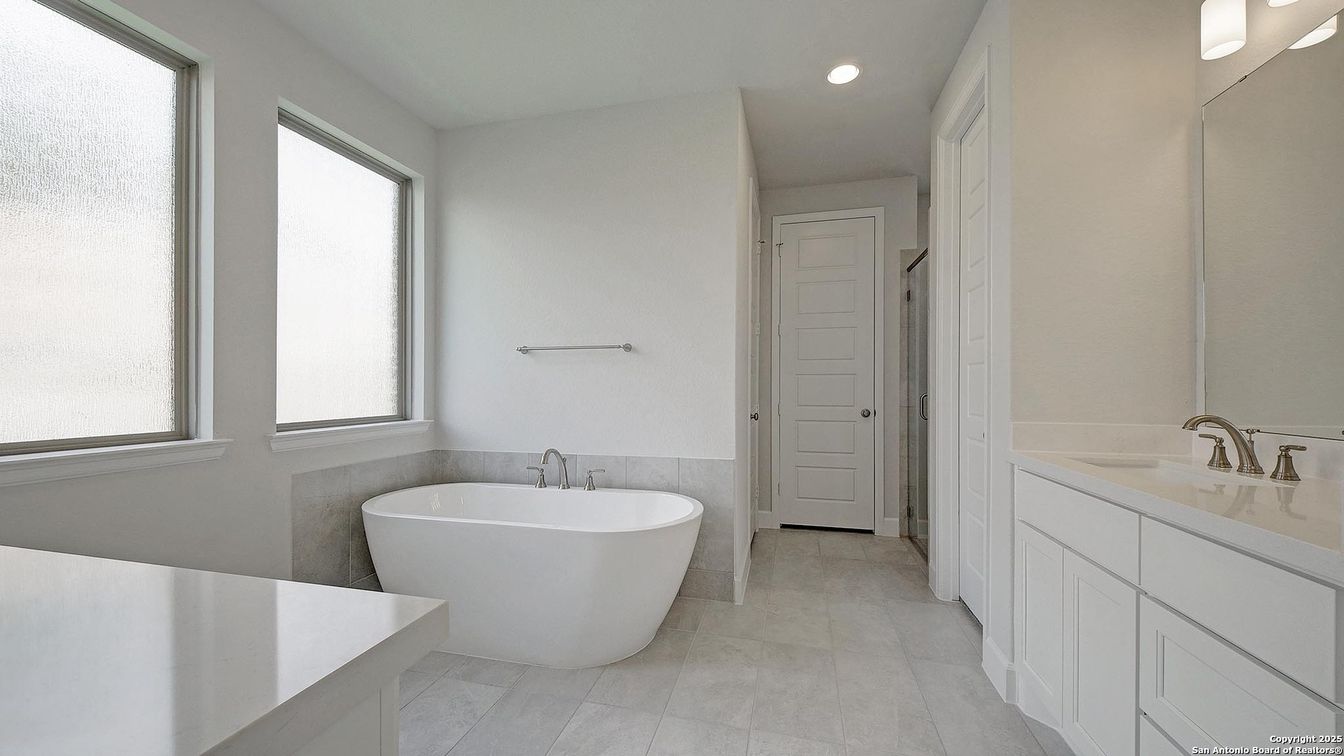 Bathroom, Free Standing Baths, Interior, Recessed Lighting