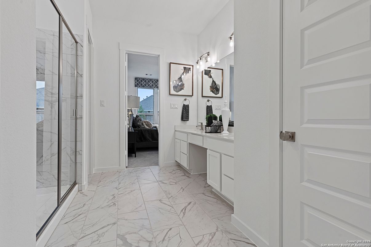 Bathroom, Dual Sink Vanities, Interior, Marble