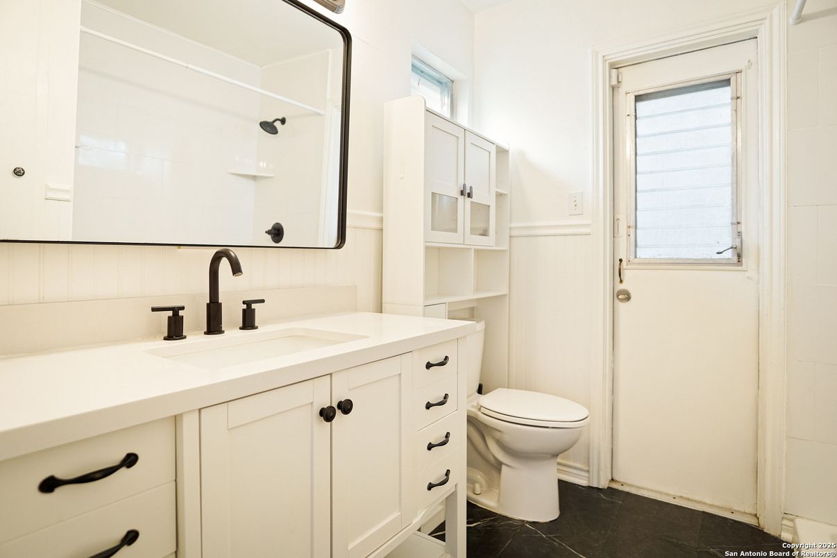 Bathroom, Interior