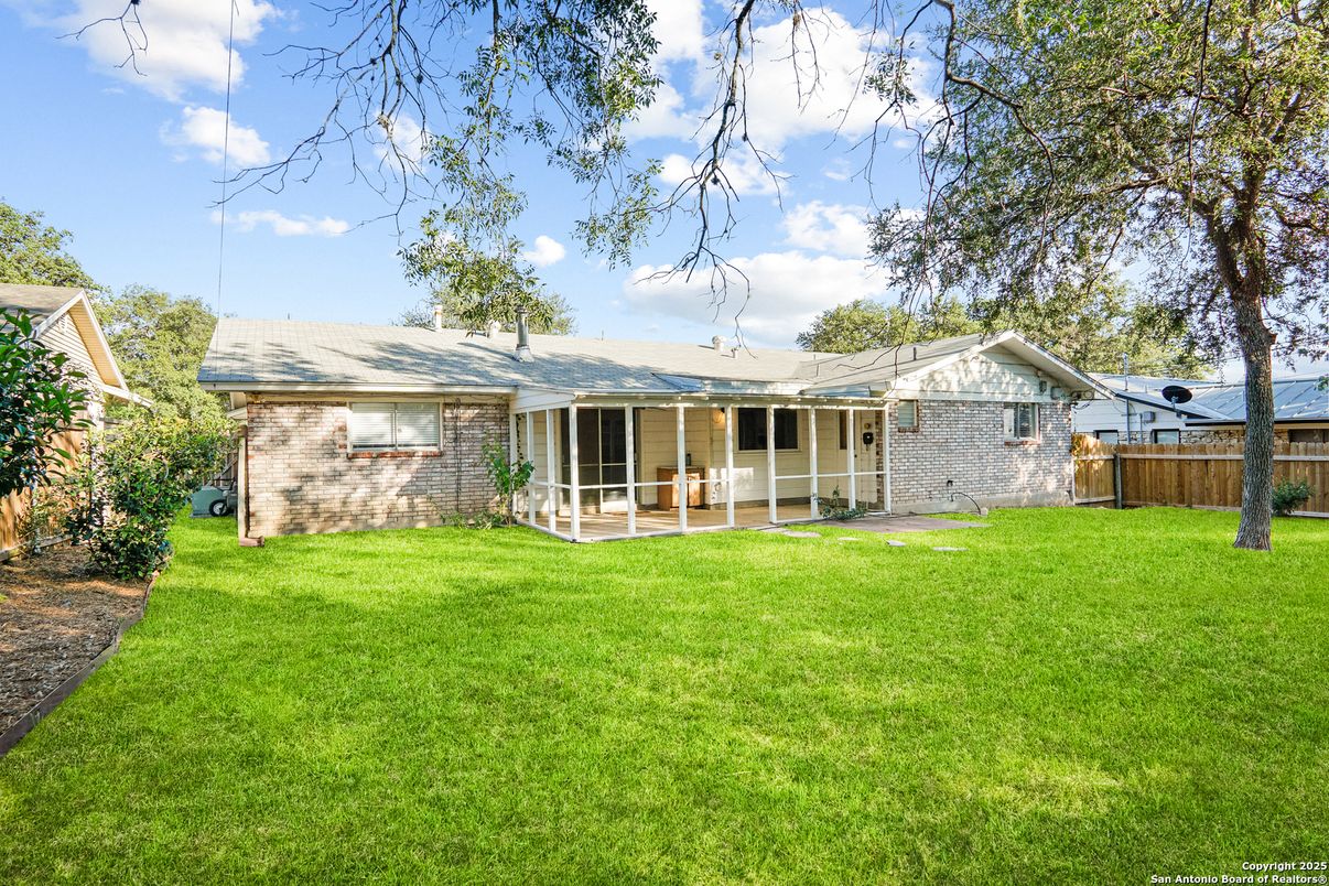 Backyard, Exterior