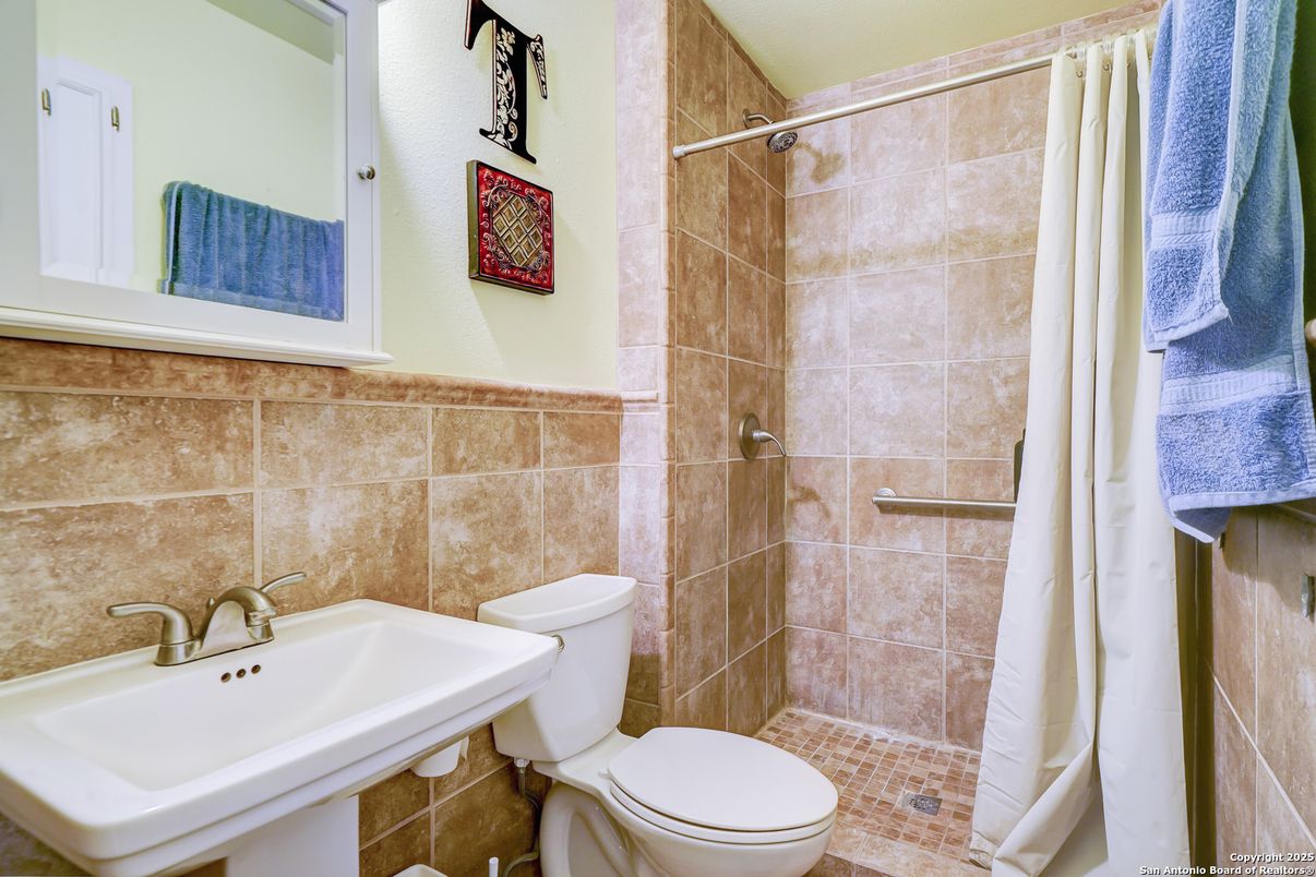 Bathroom, Interior