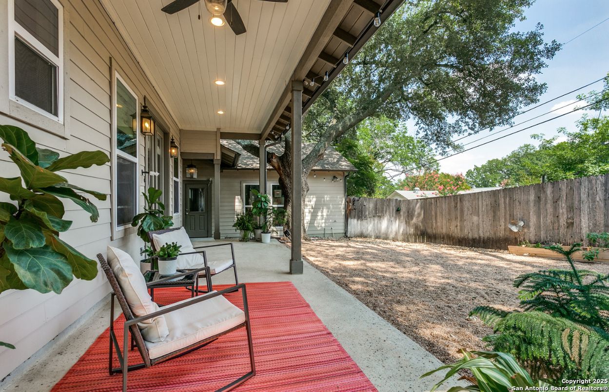 Backyard, Exterior
