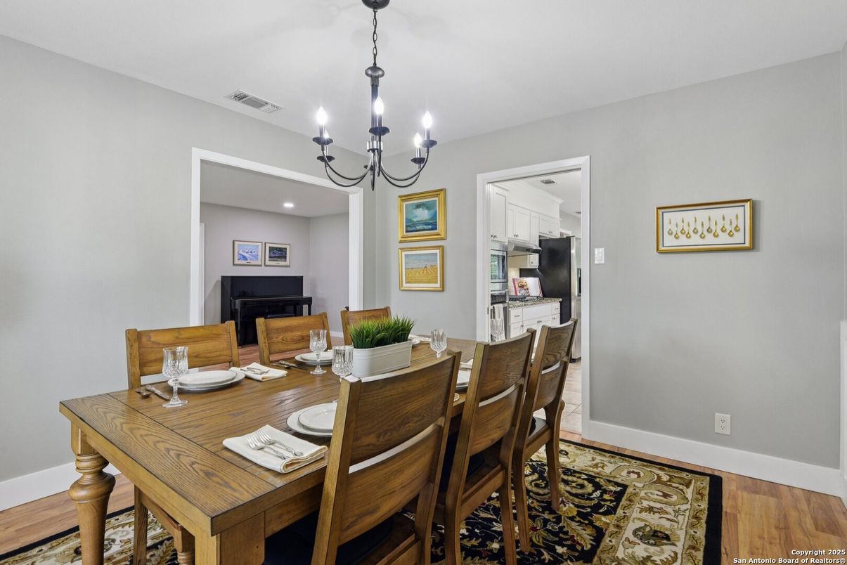 Chandelier, Dining room, Interior, Recessed Lighting, Wood Texture Flooring