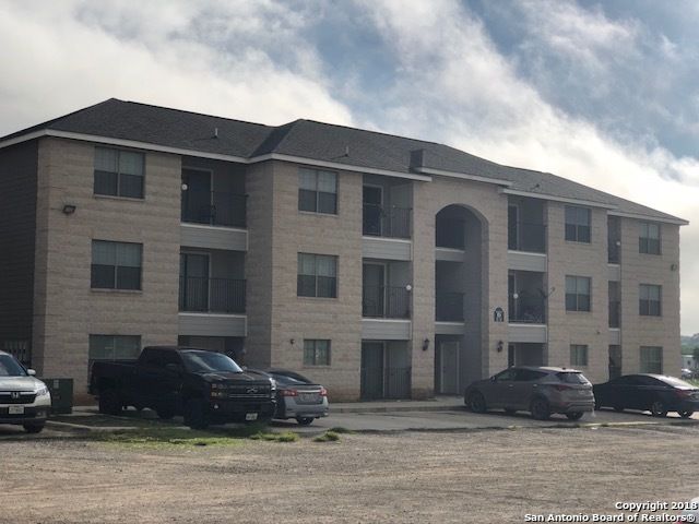 Exterior, Facade, Condo Building