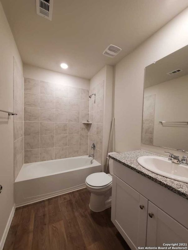 Bathroom, Interior, Recessed Lighting, Wood Texture Flooring