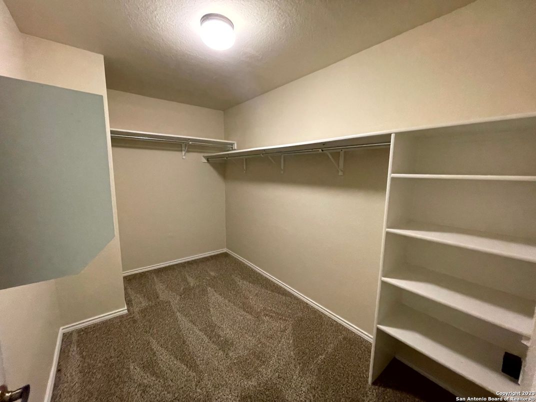 Interior, Walk-in Closets