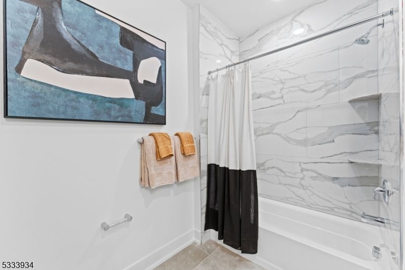Bathroom, Interior, Marble Walls, Recessed Lighting