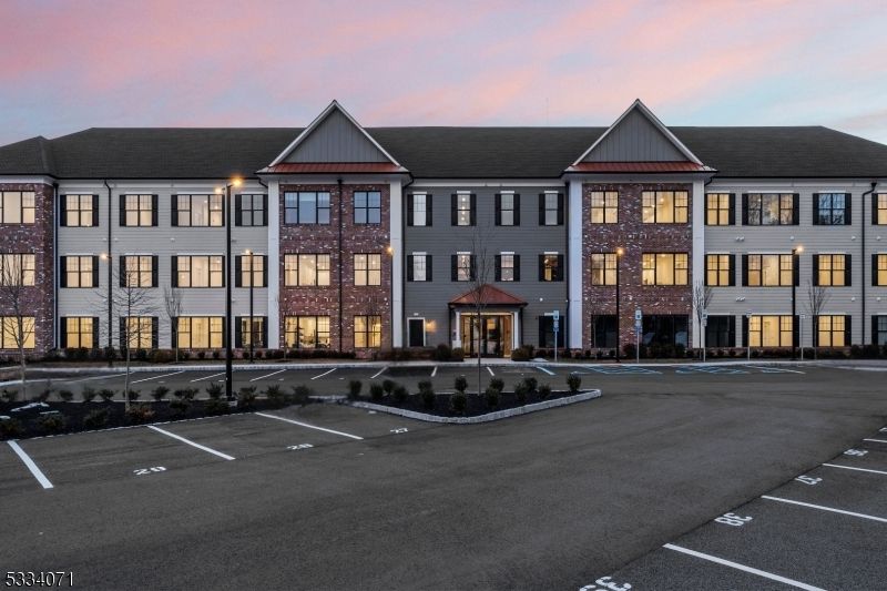 Exterior, Facade, Condo Building