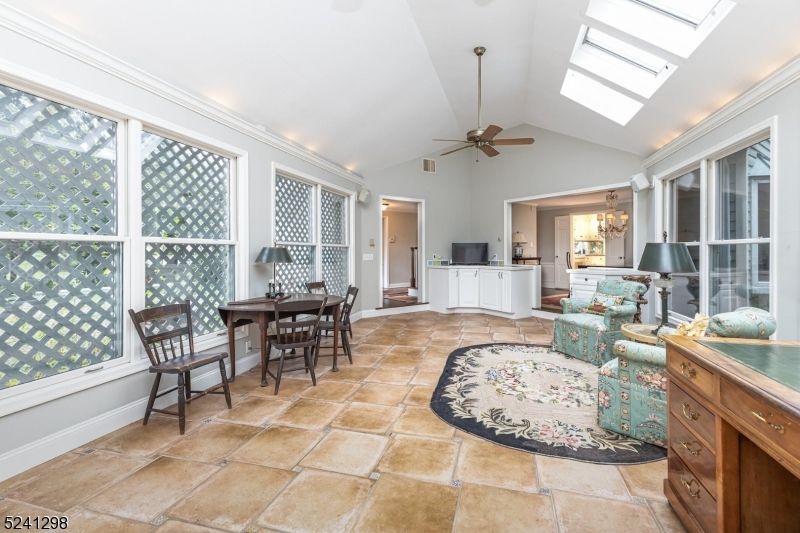 Dining room, Interior