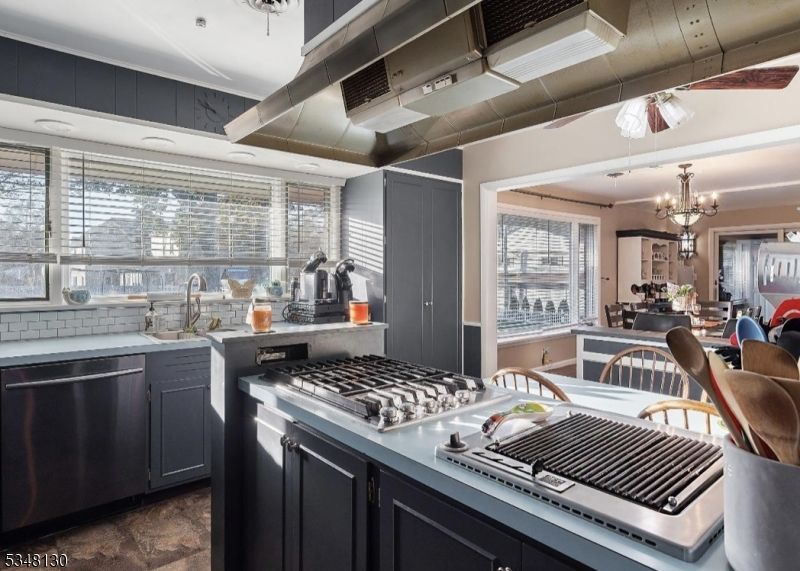 Chandelier, Dining room, Interior, Kitchen, Pendant Lights, Stainless Steel Appliances