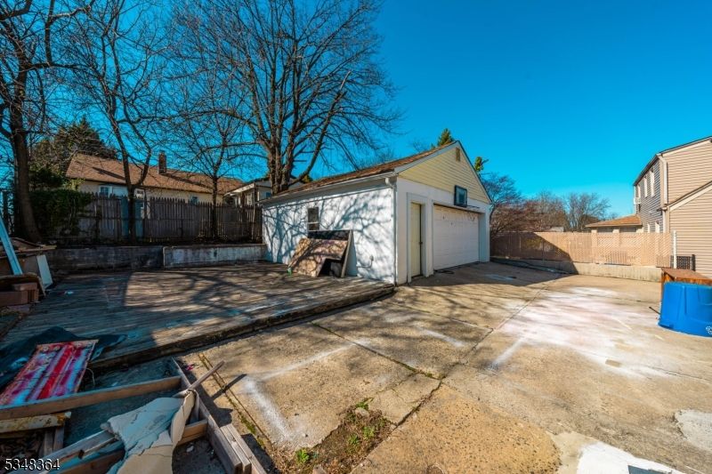 Backyard, Detached Garage, Exterior