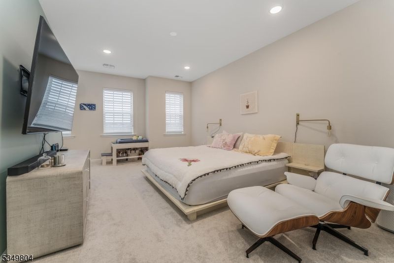 Bedroom, Interior, Recessed Lighting