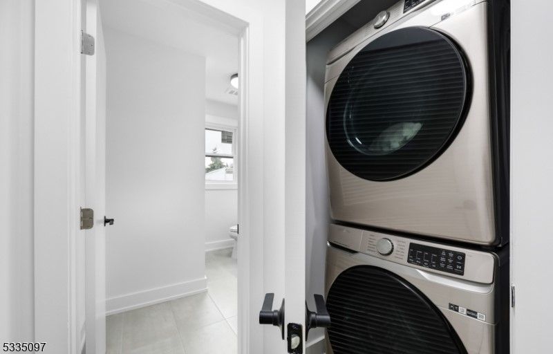 Bathroom, Interior, Utility Closets, Washer