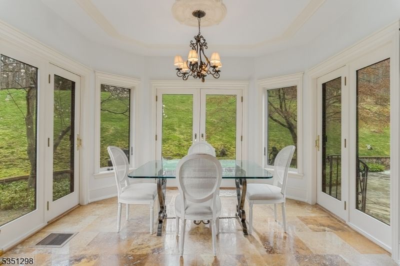 Chandelier, Dining room, Interior, Sun Room
