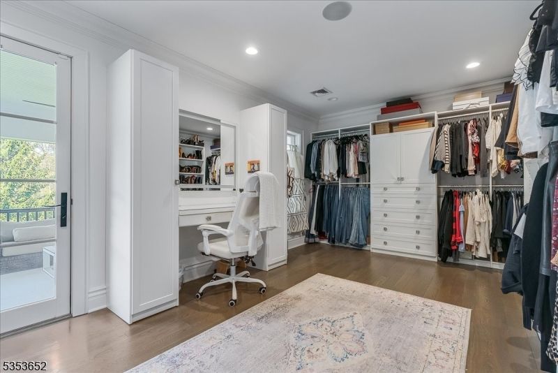 Interior, Recessed Lighting, Walk-in Closets, Wood Texture Flooring