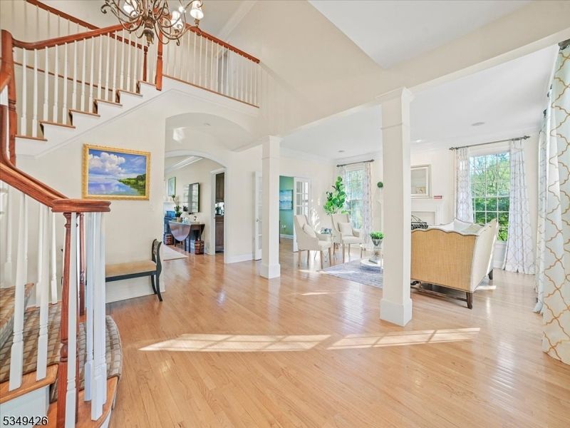 Chandelier, Dining room, Interior, Living room, Recessed Lighting, Wood Texture Flooring