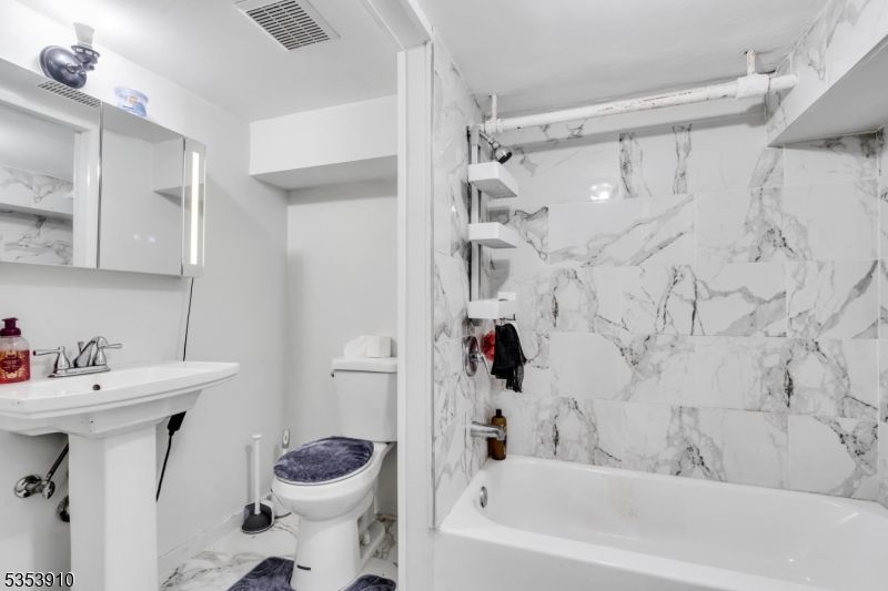 Bathroom, Interior, Marble, Marble Walls