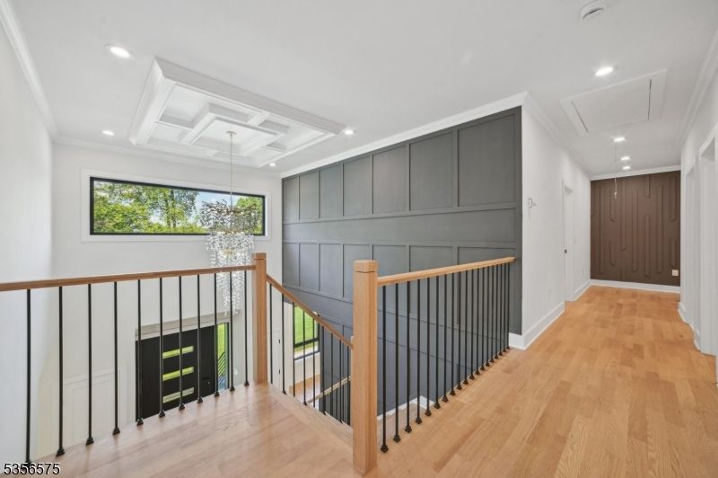 Interior, Pendant Lights, Recessed Lighting, Wood Texture Flooring