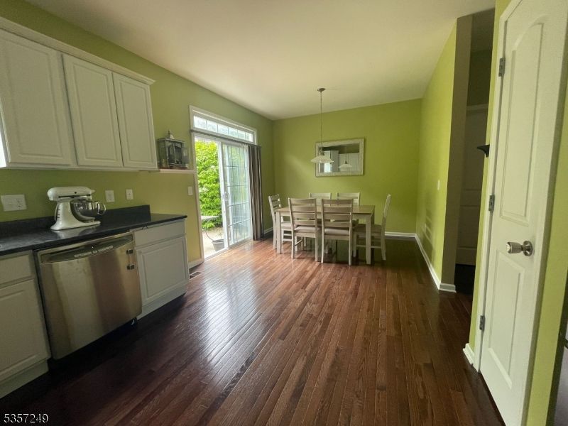 Dining room, Interior, Kitchen, Pendant Lights, Wood Texture Flooring