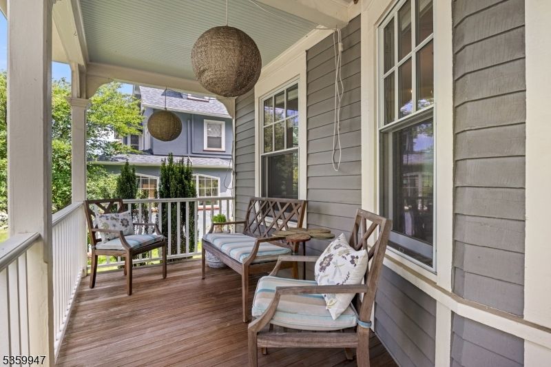 Exterior, Wood Texture Flooring