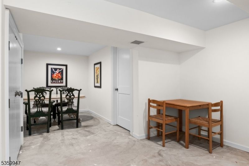 Dining room, Interior, Recessed Lighting