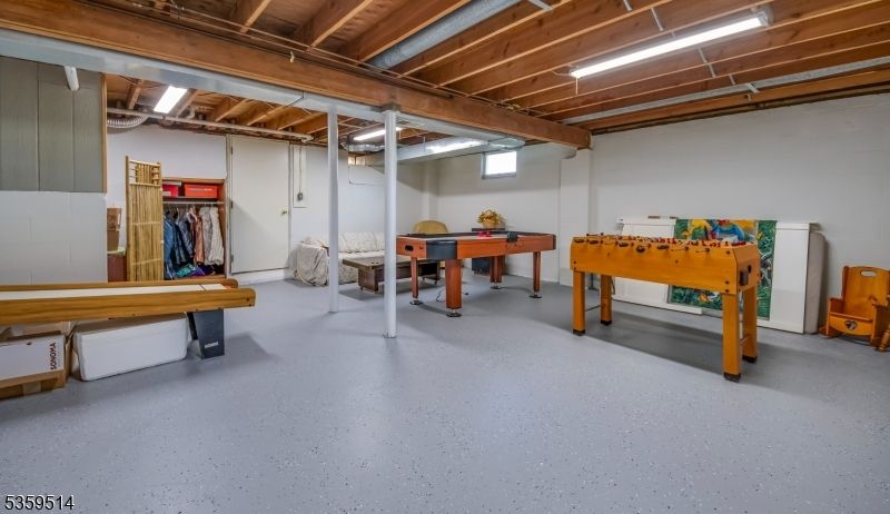 Game Room, Interior, Wooden Beams