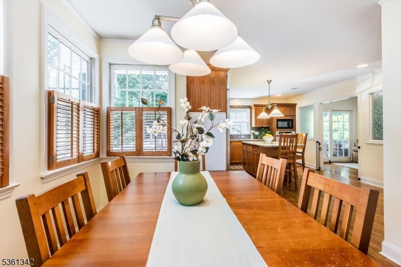 Dining room, Interior, Kitchen, Pendant Lights, Recessed Lighting