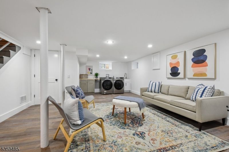 Interior, Living room, Recessed Lighting, Washer, Wood Texture Flooring