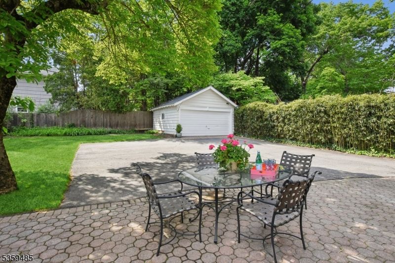 Backyard, Detached Garage, Exterior