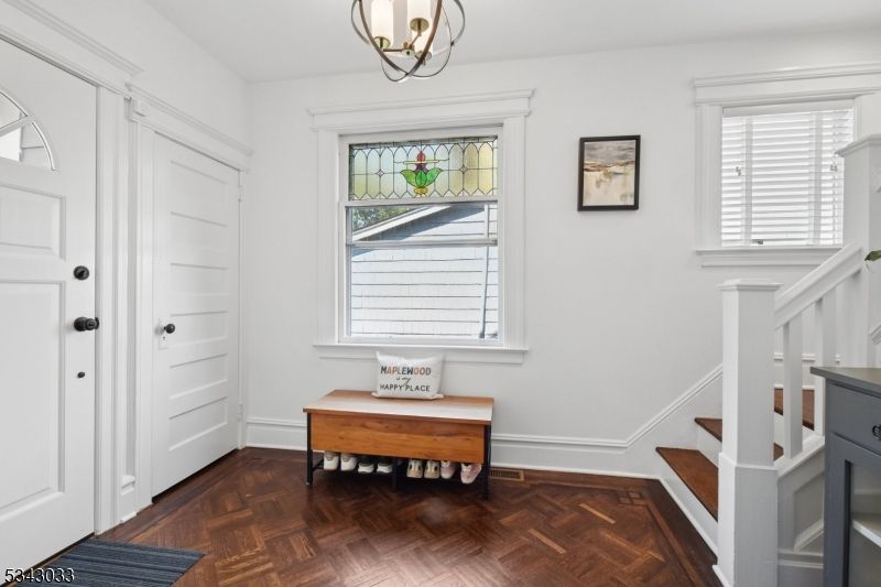 Interior, Pendant Lights, Wood Texture Flooring
