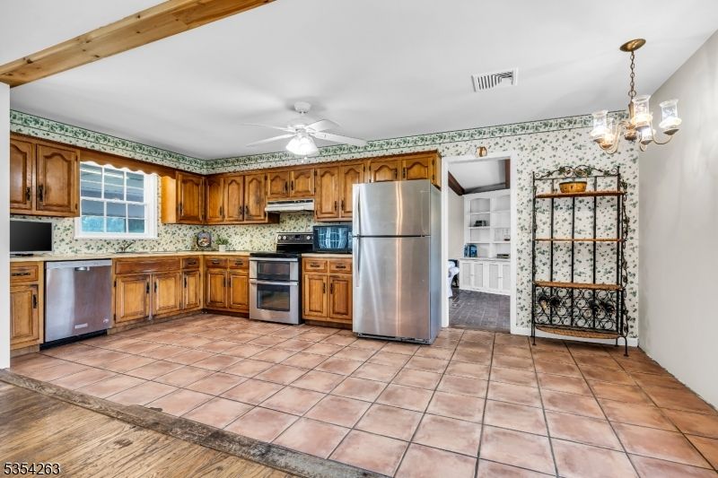 Chandelier, Interior, Kitchen, Pendant Lights, Wood Texture Flooring