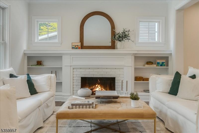 Fireplace, Interior, Living room