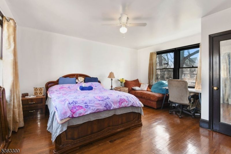 Bedroom, Home Office, Interior, Wood Texture Flooring