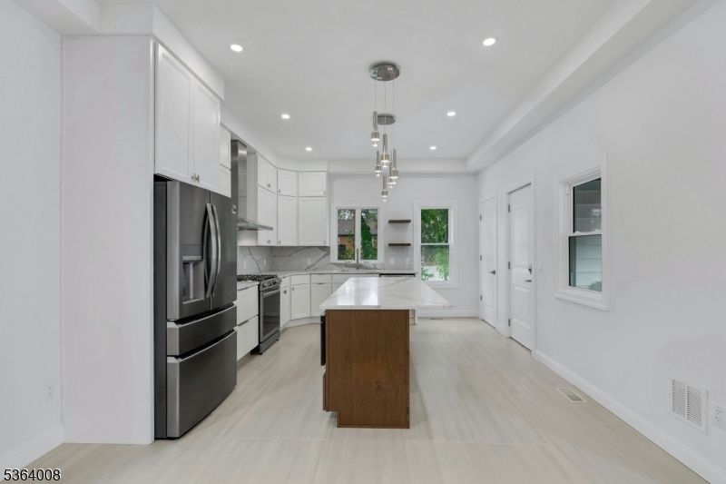 Interior, Kitchen, Pendant Lights, Recessed Lighting, Stainless Steel Appliances