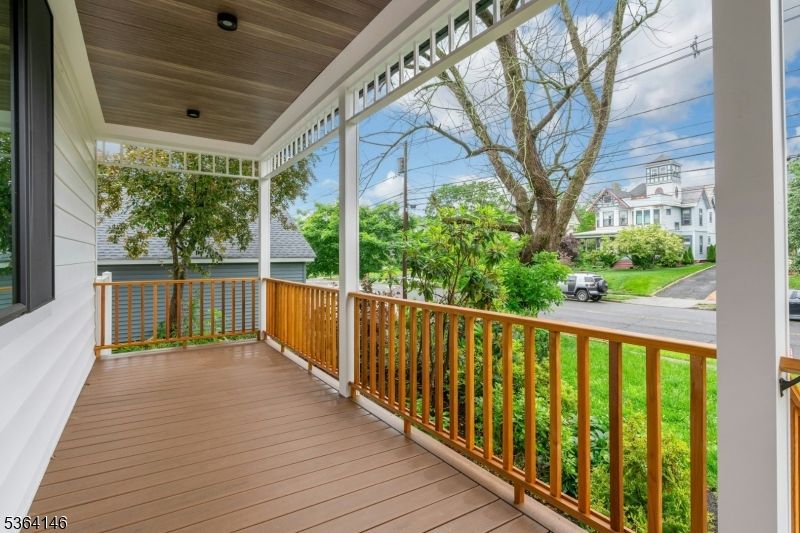 Exterior, Wood Texture Flooring