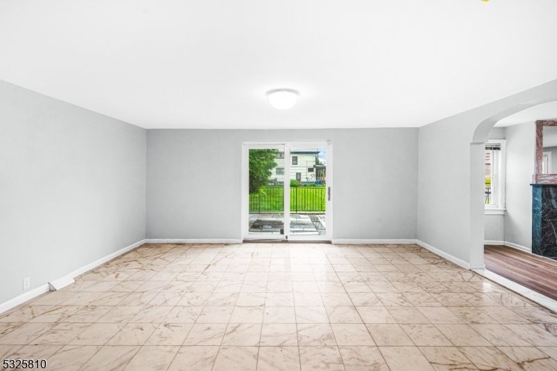 Empty room, Interior, Marble