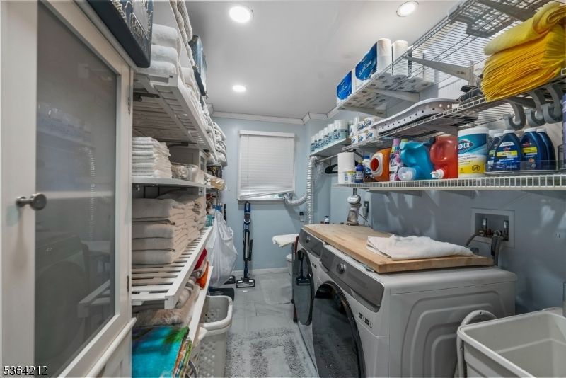 Interior, Recessed Lighting, Washer