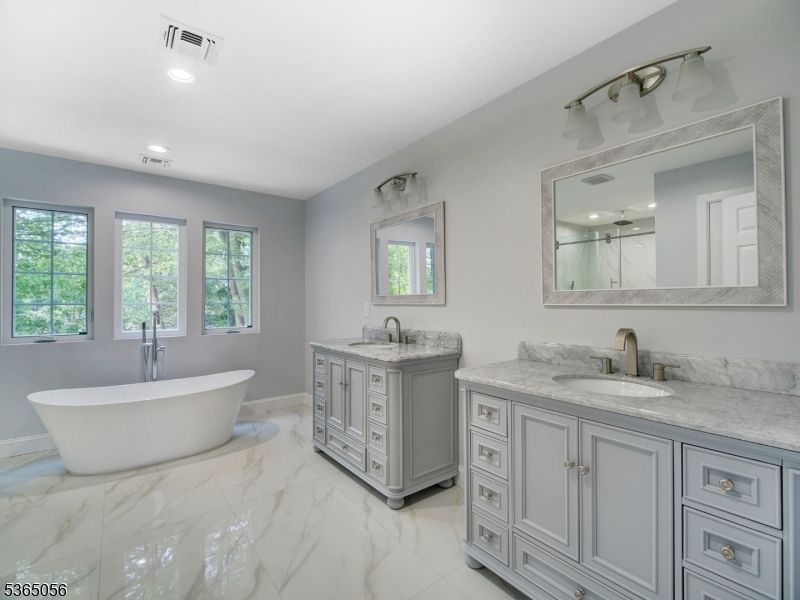 Bathroom, Dual Sink Vanities, Free Standing Baths, Interior, Marble, Recessed Lighting