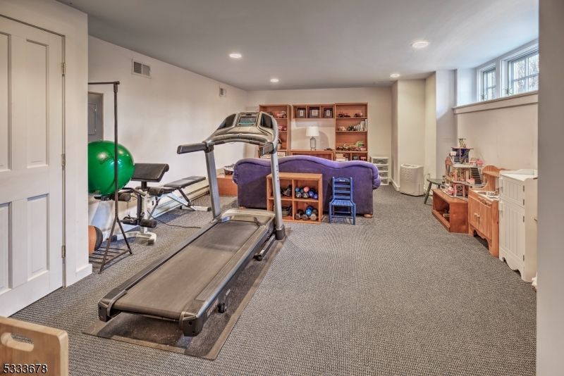 Fitness Equipment, Interior, Recessed Lighting