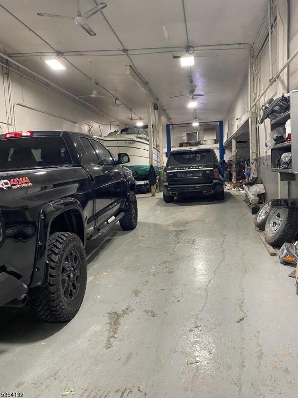 Garage, Interior
