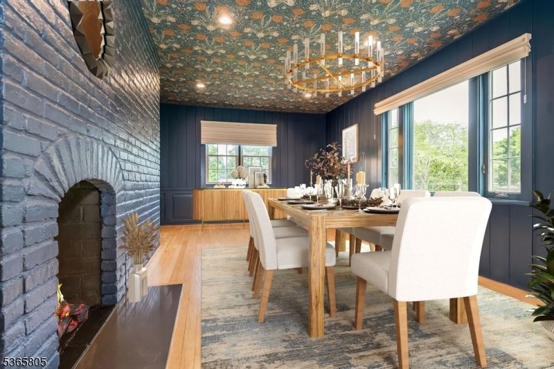 Chandelier, Dining room, Interior, Recessed Lighting, Wood Texture Flooring